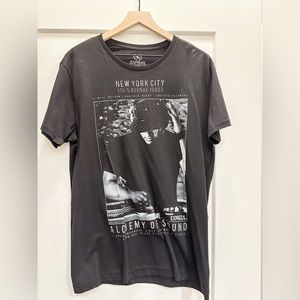 Men’s Graphic Tee